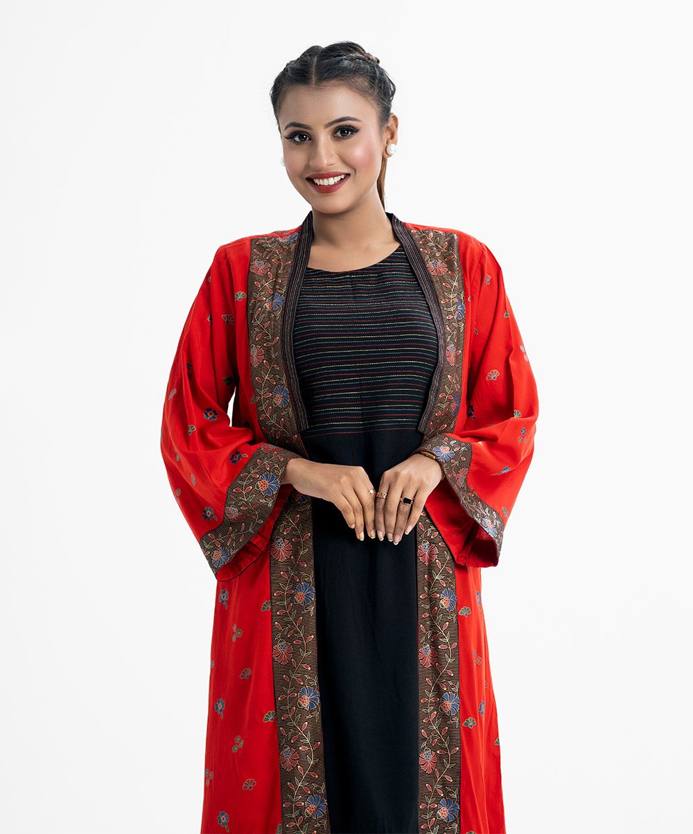 Printed Bell-sleeved Tunic with Shrug
