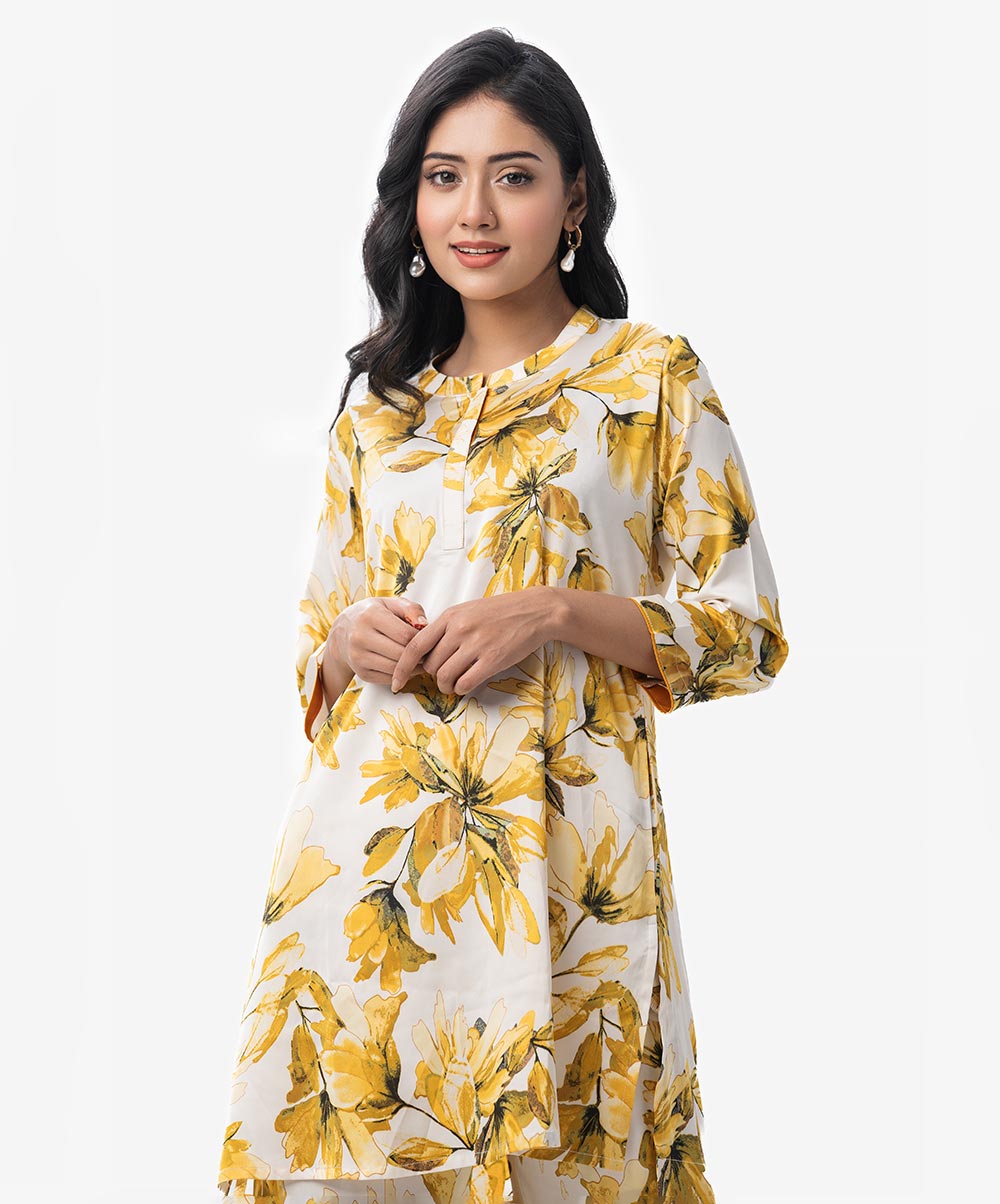 Macro Floral Top-Bottom Set