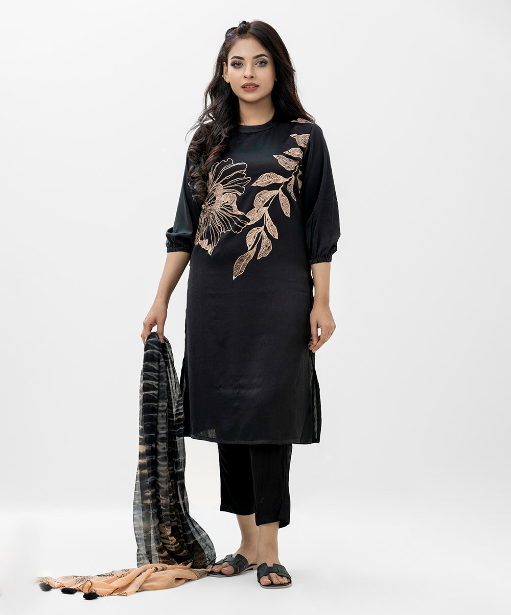 Macro Floral Designer Set with Scarf