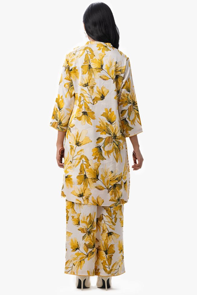 Macro Floral Top-Bottom Set