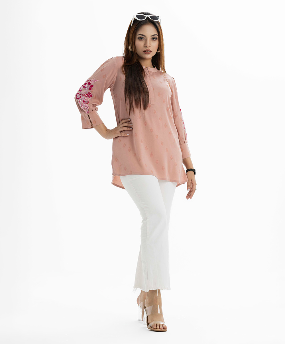 Woman's Short Dusty Pink Tunic