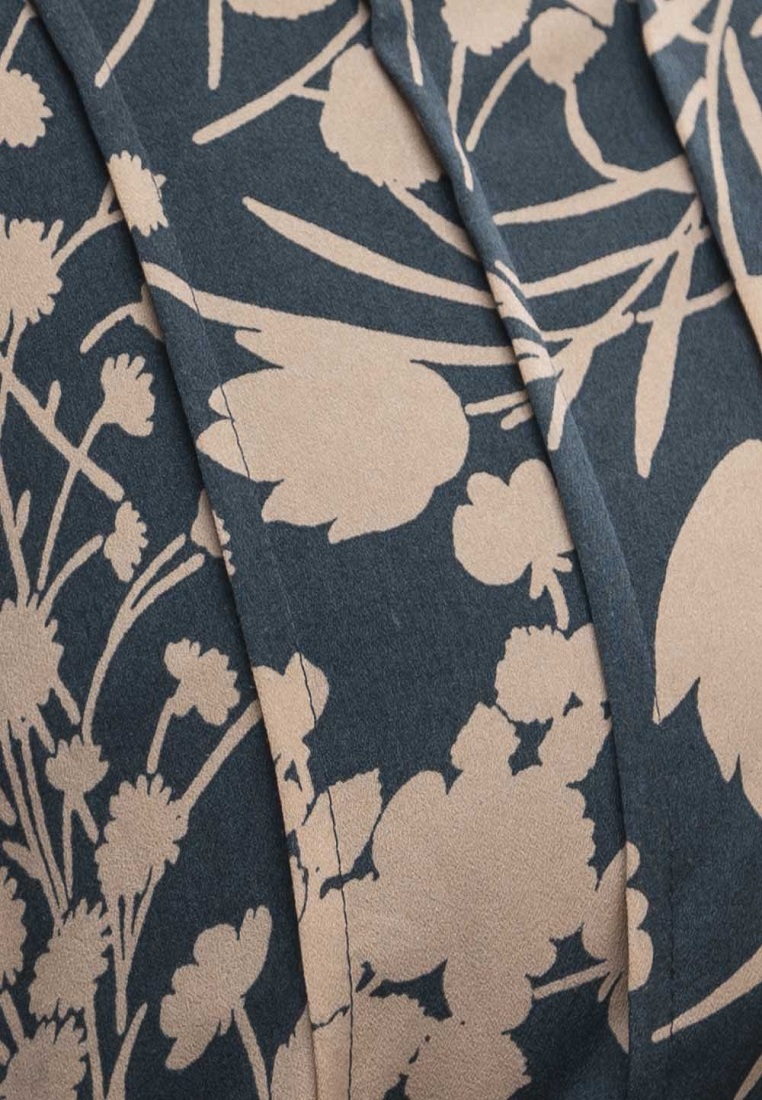 Blue Regular fit Pattern Tops