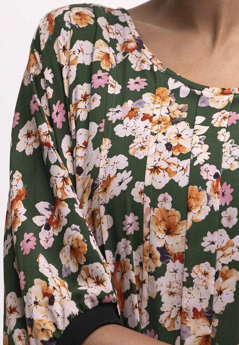 Dark Olive Pattern Tops