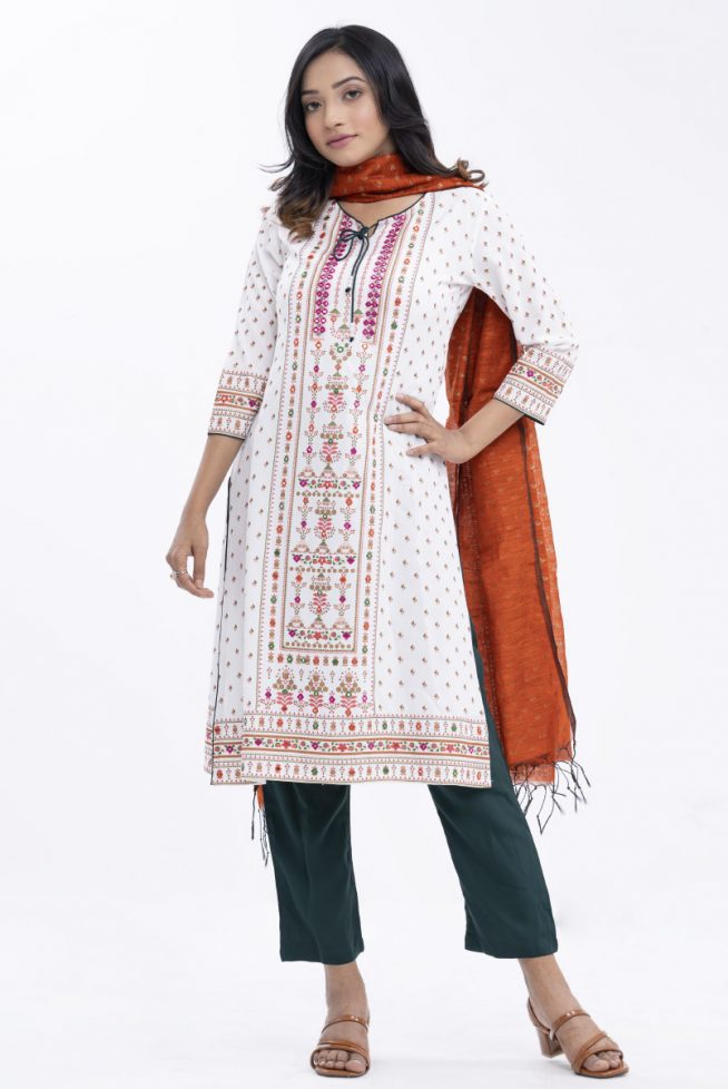 Ethnic Printed Patterned Tunic with Bottom & Blended Scarf