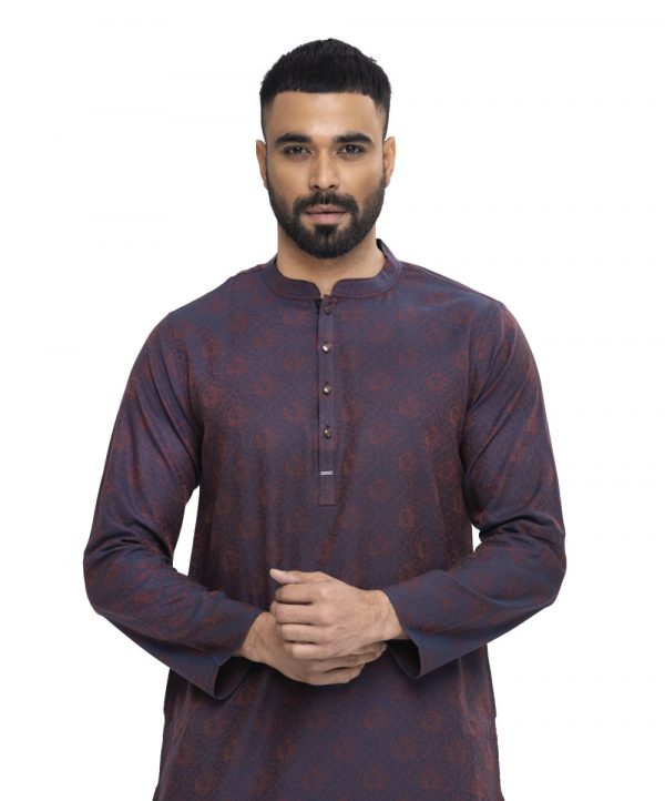 Blue semi-fitted Panjabi in Jacquard Cotton fabric. Designed with a mandarin collar and matching metal buttons on the placket.