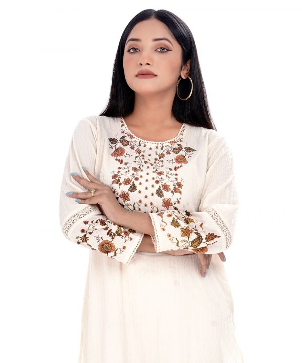 Off-white Georgette Straight-cut Kameez