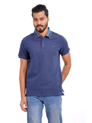 Blue Polo Shirt in Cotton Pique fabric. Designed with a classic collar and short sleeves. Contrast tipping at the collar and cuffs. Metal logo attached on the chest.