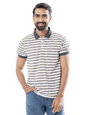 White striped Polo Shirt in Cotton Single Jersey fabric. Designed with a classic collar and short sleeves.