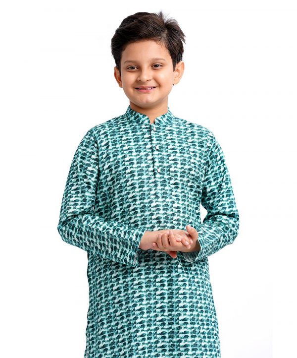 Greenish blue Panjabi in printed Cotton fabric. Designed with a mandarin collar and matching metal buttons on the placket.