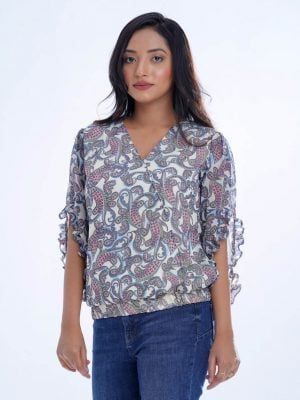 White Top in printed Georgette fabric. Designed with a V-neck and angel sleeves.