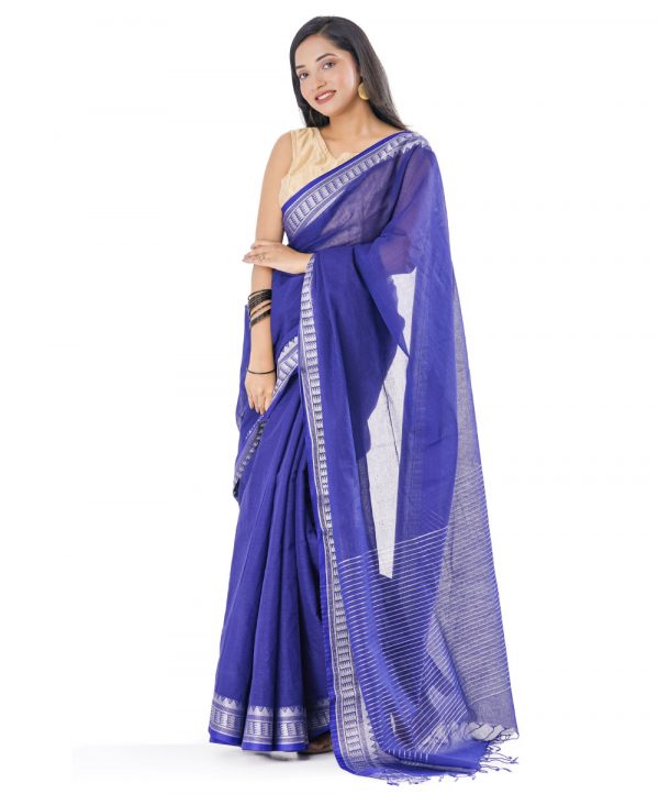 Blue Cotton Saree with contrast silver thread woven paar.