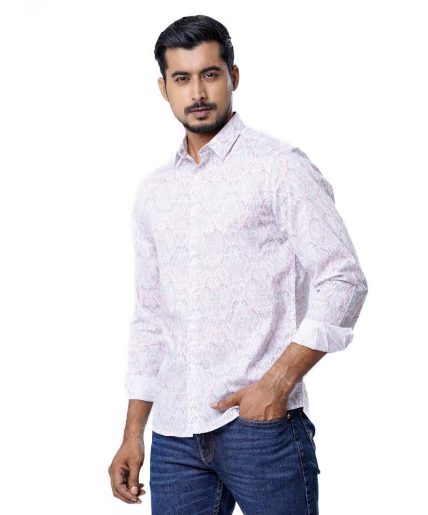 White casual shirt in printed Cotton fabric. Designed with a classic collar and long-sleeved with adjustable buttons at cuffs.