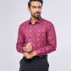 Pink check business formal shirt in premium-quality Cotton fabric. Designed with a classic collar and long-sleeved with adjustable buttons at the cuffs.