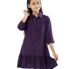 Purple Tunic in Georgette fabric. Feature a classic shirt collar, front button opening and three-quarter Sleeves with buttoned cuffs. Designed with pleats at the front and Spliced gather hemline.
