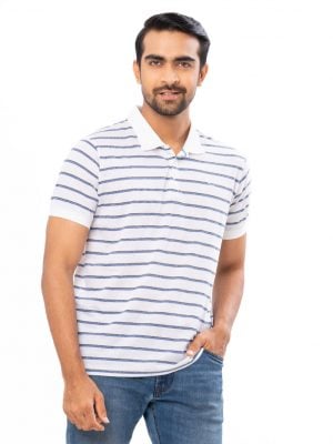 White stripe Polo in Cotton single jersey fabric. Designed with a classic collar and short sleeves