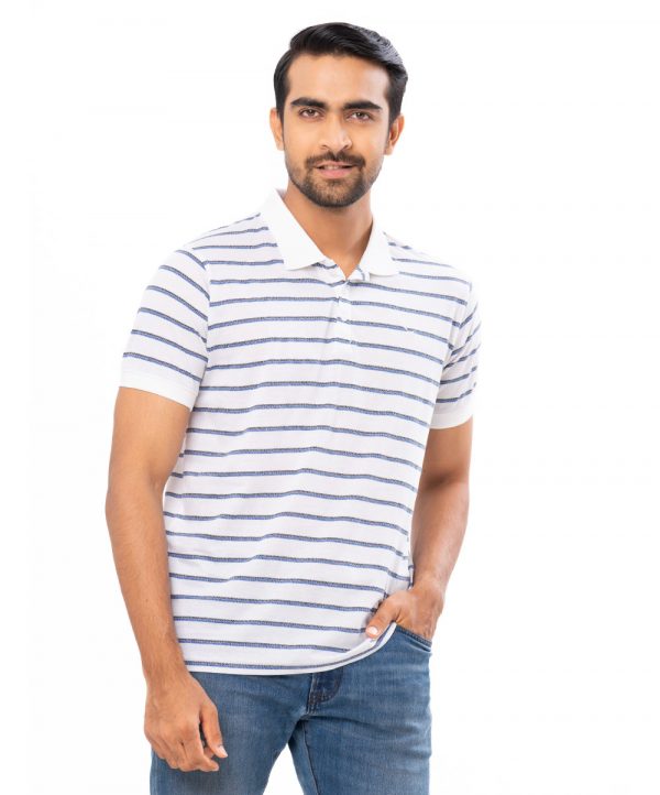 White stripe Polo in Cotton single jersey fabric. Designed with a classic collar and short sleeves