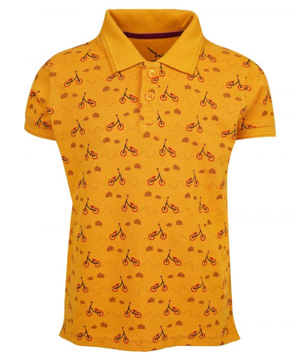 Yellow all-over printed Polo in Cotton Pique fabric. Designed with a classic collar, and short sleeves.