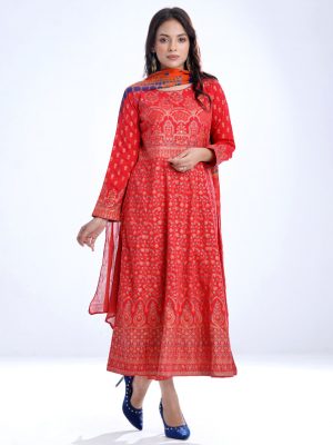 Long gown-style salwar kameez in viscose fabric. Full sleeved, karchupi at top front and sleeves. Tie-dye chiffon dupatta with pant-style pajamas.