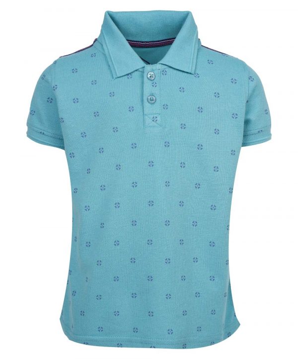 Blue all-over printed Polo in Cotton Pique fabric. Designed with a classic collar and short sleeves.