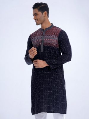Black fitted all-over printed Panjabi in Viscose fabric. Designed with swing stitches on the collar and hidden button placket.