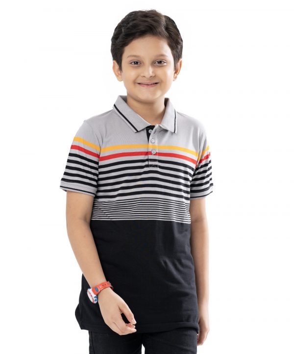 Gray and Black stripe Polo in Cotton single jersey fabric. Designed with a classic collar, and short sleeves. Metal logo attachment on the chest.