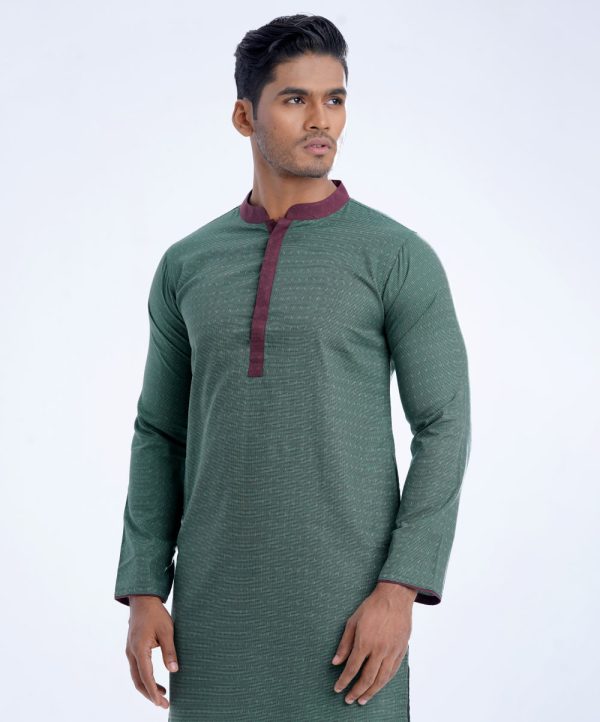 Green semi-fitted Panjabi in Jacquard Cotton fabric. Designed with a contrast maroon collar and hidden button placket.