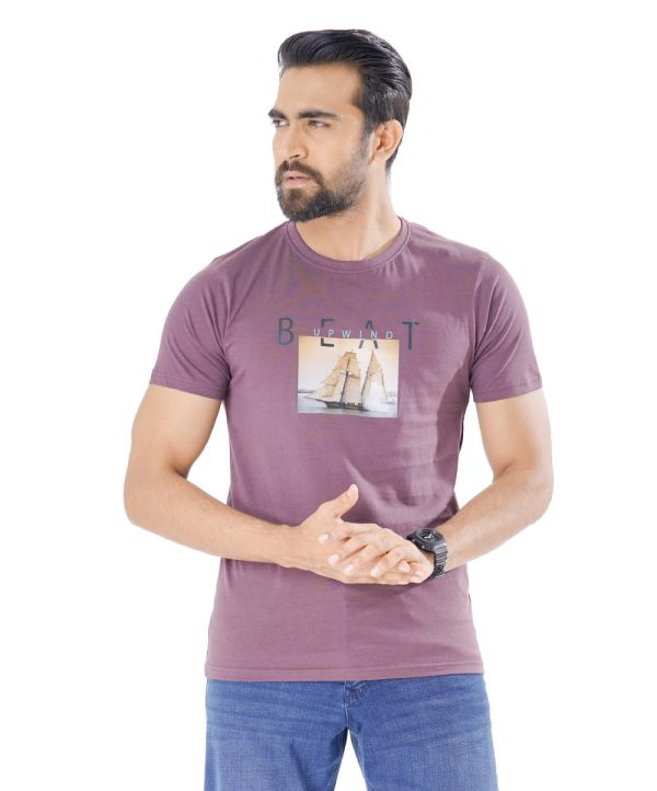 Mauve T-Shirt in Cotton single jersey fabric. Designed with a crew neck, short sleeves, and print on the chest.