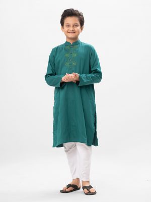 Green Panjabi in Cotton fabric. Designed with a mandarin collar and matching metal buttons on the placket. Embellished with karchupi at the top front.