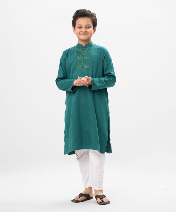 Green Panjabi in Cotton fabric. Designed with a mandarin collar and matching metal buttons on the placket. Embellished with karchupi at the top front.