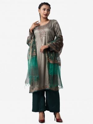 Exclusive Silk & viscose blended salwar kameez from Nargisus by Le Reve. Full sleeved, karchupi at front. Printed muslin dupatta crepe pajamas.
