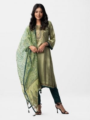 Exclusive Silk & viscose blended salwar kameez from Nargisus by Le Reve. Three-quarter sleeved, karchupi at front. Printed muslin dupatta crepe pajamas.