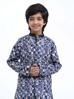 Blue all-over printed Panjabi in printed Cotton fabric. Embellished with stitched line on collar and metal button opening on the chest.
