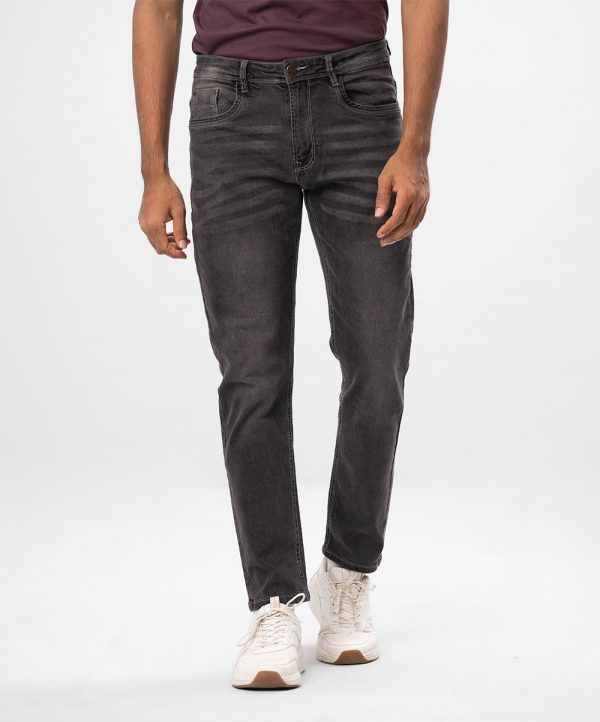 Black Jeans in Denim fabric. Five pockets, button fastening on the front & zipper fly. Slim fit.