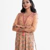 Women's printed straight kameez in viscose fabric. High neck, full sleeves. Karchupi at the front and sleeves.