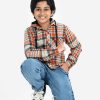 Kids Boy Long Sleeve Hoodie Shirt in flannel fabric. Classic collar with hoodie. Button fastening and a pocket.