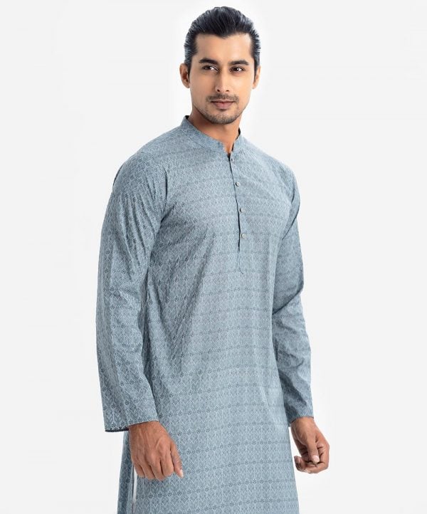 All over printed semi fitted panjabi in cotton fabric. Mandarin collar, full sleeves and inseam pockets.