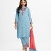 Women's floral printed Salwar Kameez in viscose fabric. Mock neck, full sleeves and karchupi at the front of kameez. Chiffon dupatta with palazzo pants.