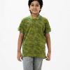 Kid boy Polo Shirt in cotton pique fabric. Classic collar, short sleeves and all over printed.