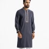 Men's slim-fit panjabi in cotton blended fabric. Mandarin collar, full sleeves and inseam pockets. Embroidery at front.
