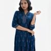 Women's printed long straight kameez in viscose fabric., V-neck, three-quarter sleeved.