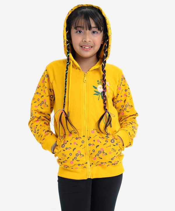 Kids girl printed long-sleeve hoodie in french terry, Zipper opening at the front. two pockets with frill trims.