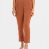 Women's casual style palazzo in zoom fabric. Concealed elasticated waistline.