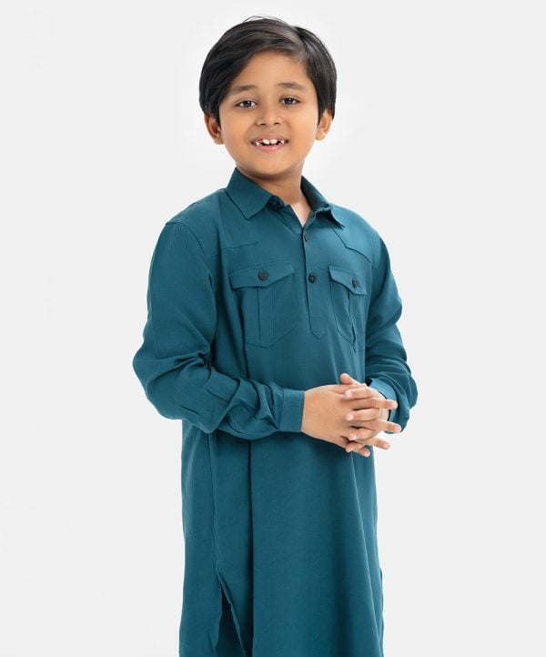 Kid boy's kabli Panjabi Set in viscose fabric. Classic collar, long-sleeved with adjustable cuff. Inseam pockets and pajamas.