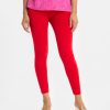 Women's printed leggings in cotton knit fabric. Concealed elasticated on the waistline.