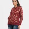 Women's printed hoodie sweat shirt in french terry fabric.. Adjustable drawstring at hood. Full sleeves with kangaroo pockets and zipper opening at the front..