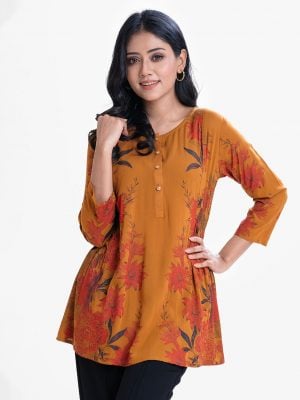 Women's A-line tunic in viscose fabric. U-neck with metal buttons placket, three quarter sleeves.
