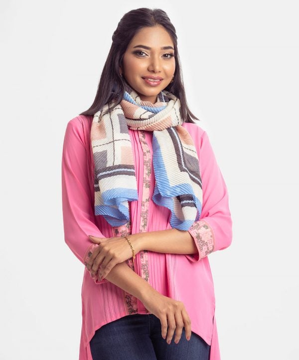 Women's printed scarf in blended cotton fabric.