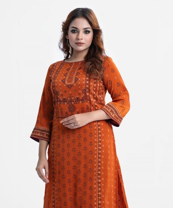 Women's ethnic printed straight kameez in zoom fabric. Boat neck, three-quarter sleeves. Heavy karchupi at the front.