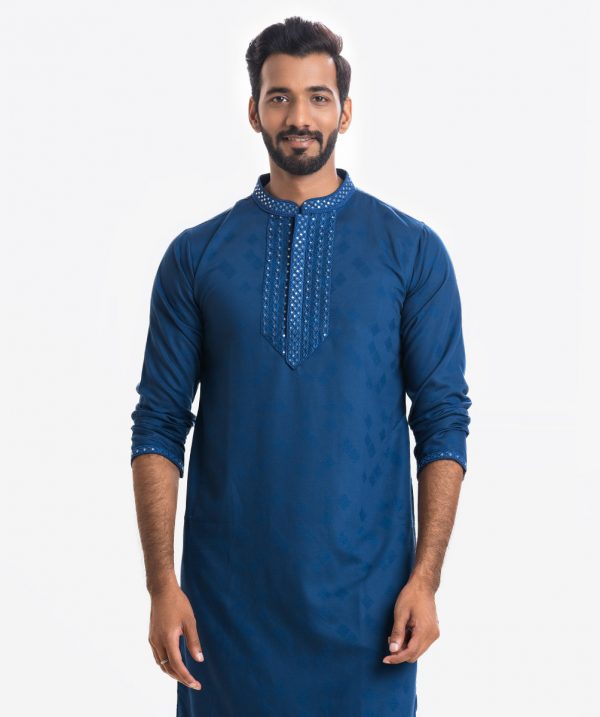 Men's fitted panjabi in jacquard cotton fabric. Karchupi at front and hidden button placket.