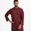 Men's panjabi in cotton fabric. Mandarin collar, inseam pockets and karchupi at the front.